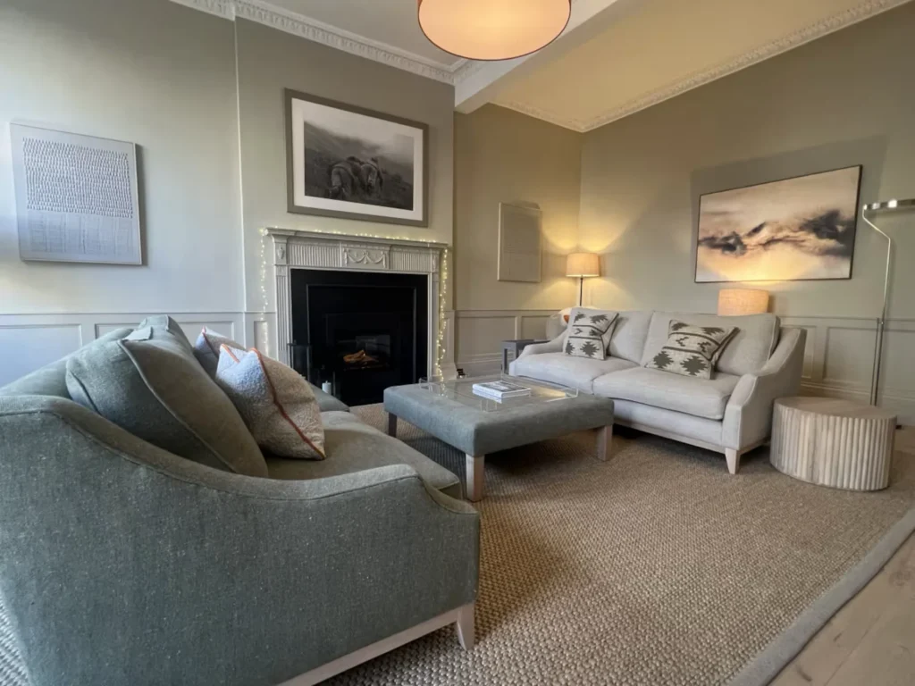 Stylish Georgian Main Door Apartment